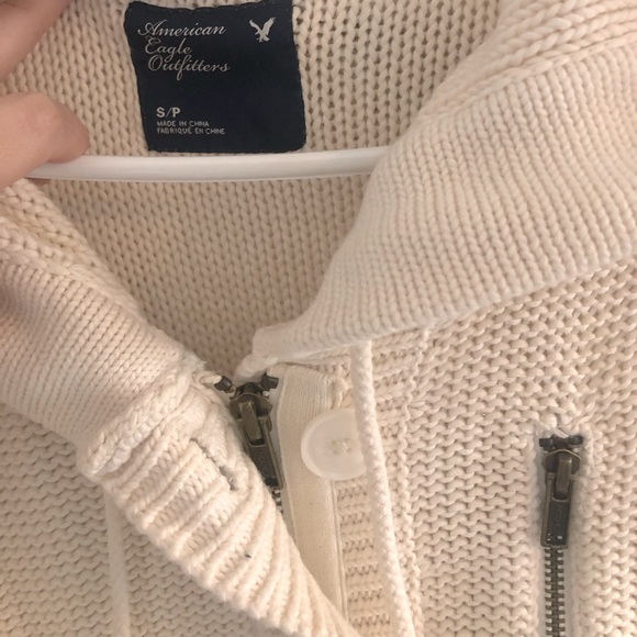 American Eagle Zipper Sweater - Picture 3 of 5
